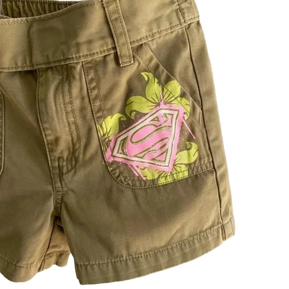 H&M DC Comics Supergirl Khaki Shorts Size 3-4 - Picture 5 of 6